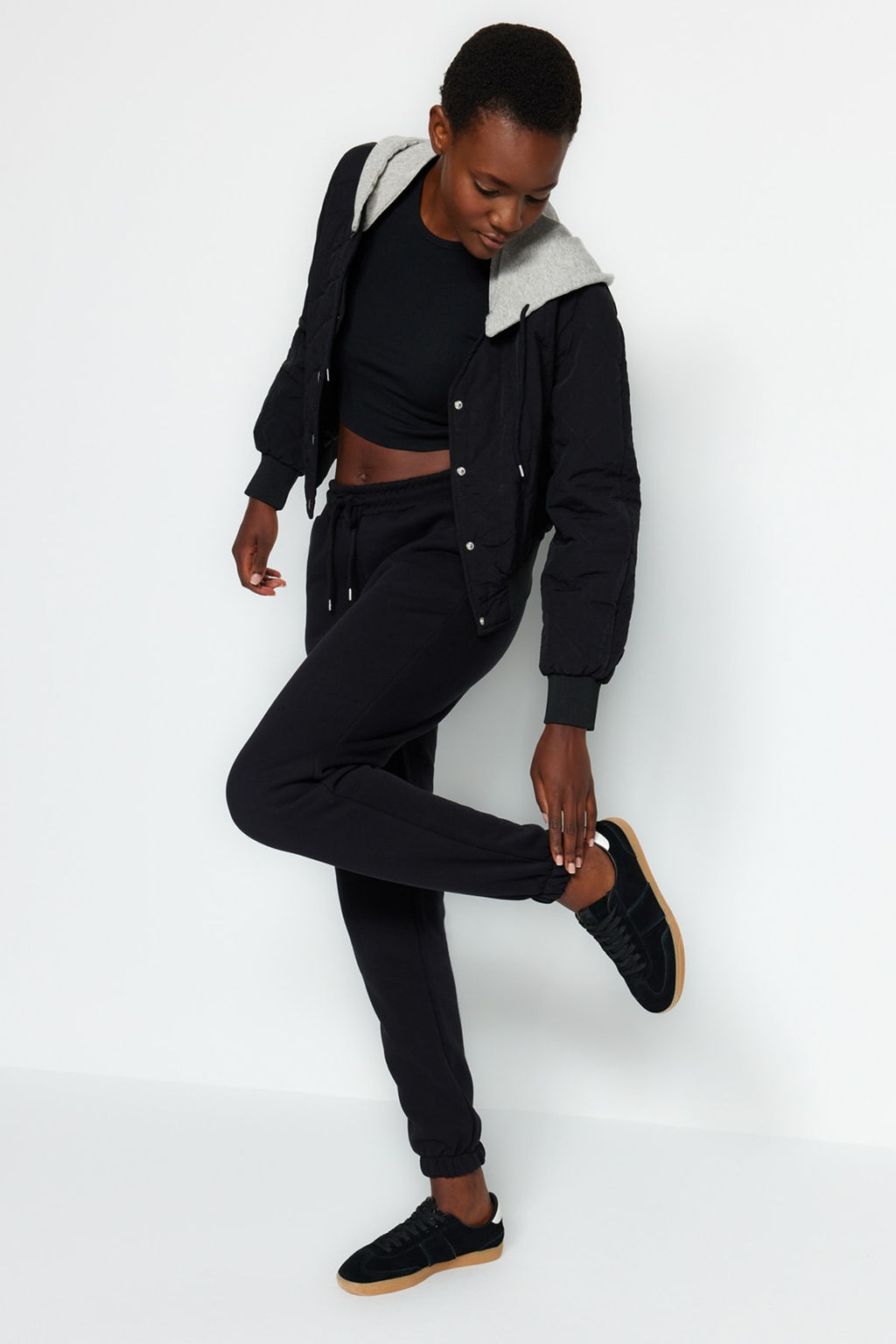 Siyah Kal?n Ici Polarl? Basic Orme Esofman Alt? Pantolon TWOAW22EA0468