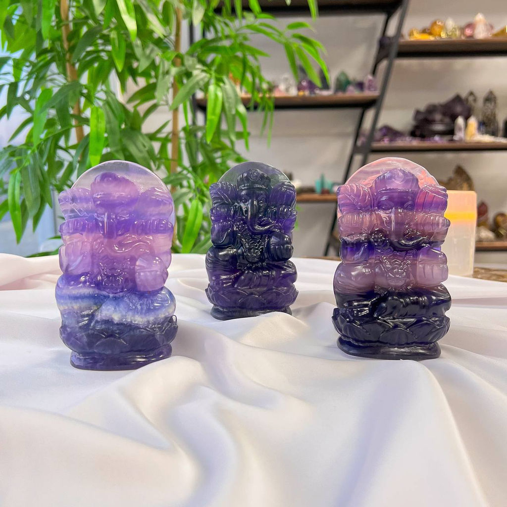 Фигурка резная "Ганеша" из Флюорита