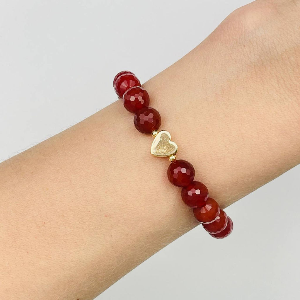 Браслет из Сердолика со вставкой "Сердце" 18 см