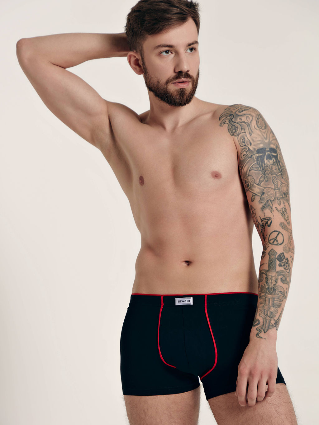DIWARI PREMIUM SHORTS 760 (в коробке) nero