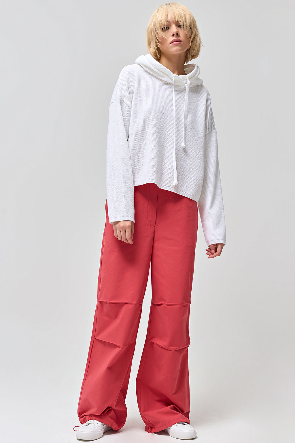 Джемпер укороченный из хлопка белый