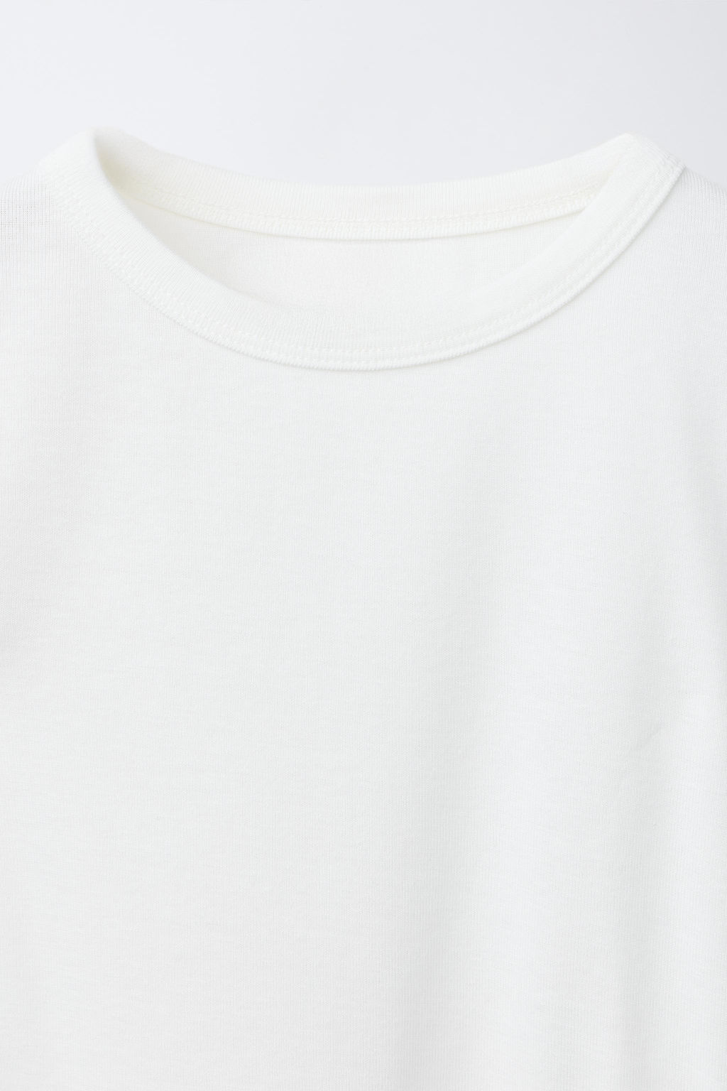 T-SHIRT WITH MODAL CUT-OUT BOWS - Zara фото 8