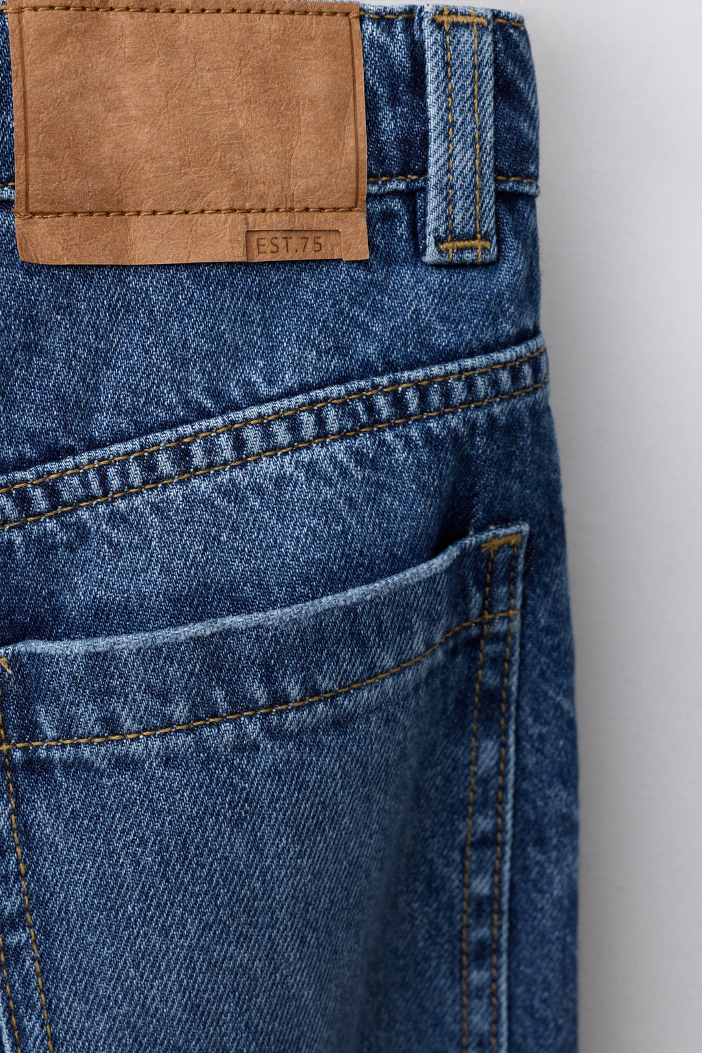 JEANS RELAXED BAGGY / Azul medio