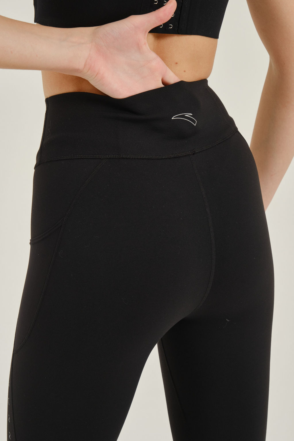 Тайтсы Черный