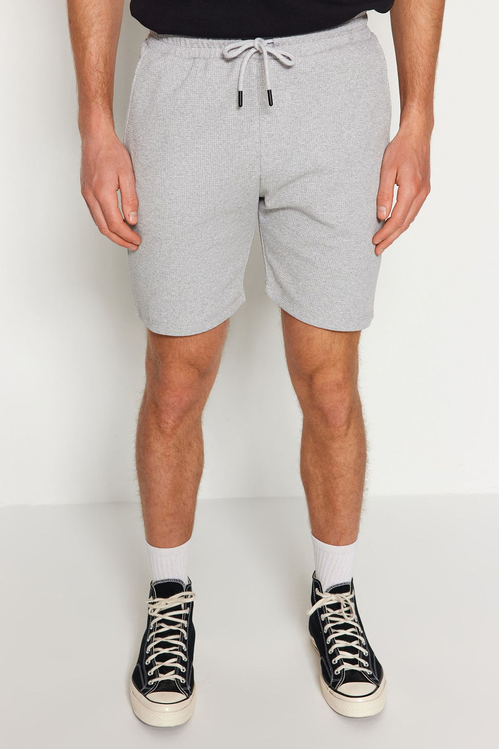 2li Paket Siyah-Gri Regular/Normal Kesim Dokulu Kordonlu Sort & Bermuda TMNSS23SR00076