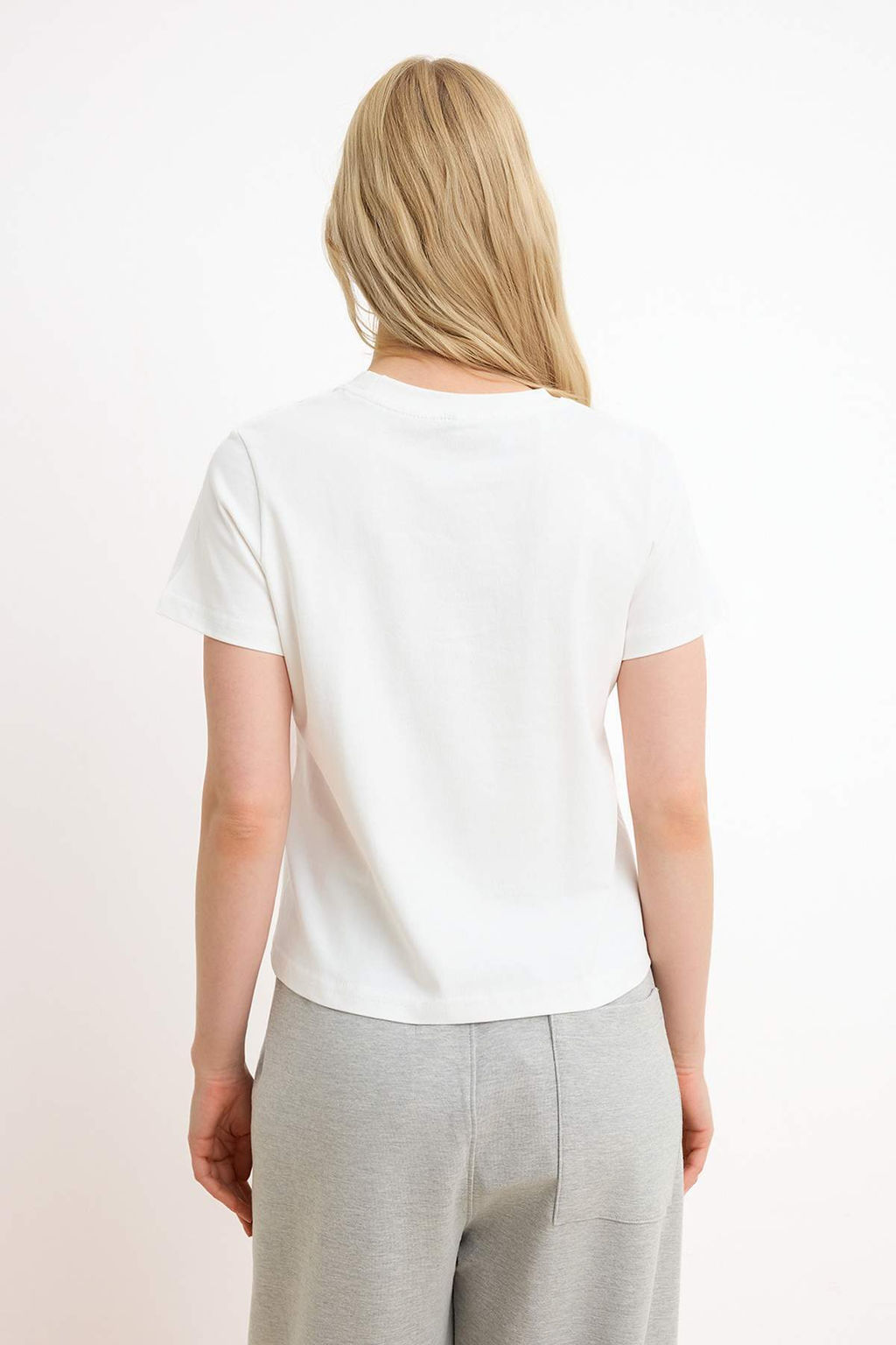 Ac?k Mavi Bask?l? Regular/Normal Kal?p K?sa Kollu %100 Pamuk Orme T-Shirt TWOSS26TS00124 - Trendyolmilla фото 8