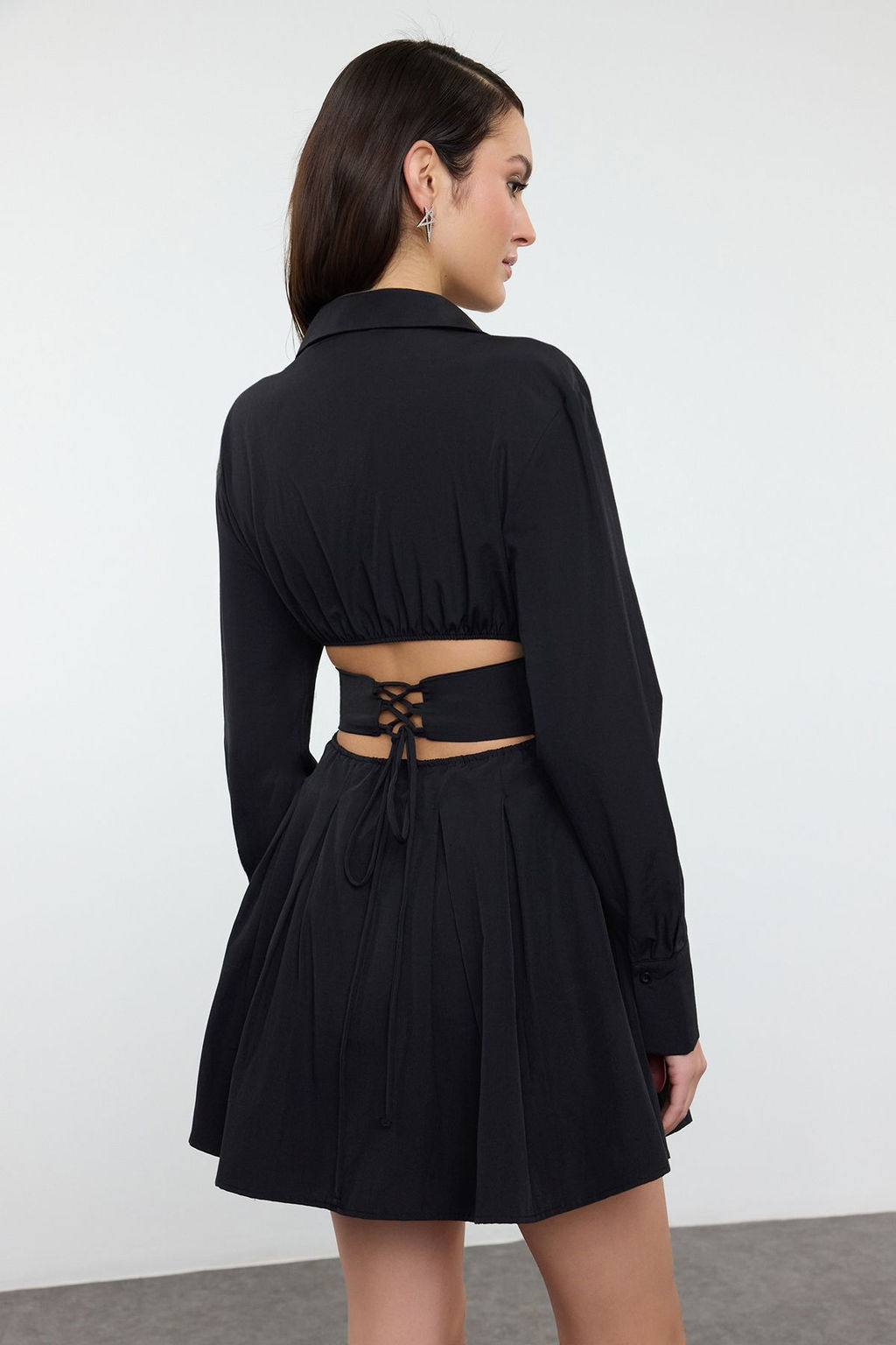 Siyah Korse Detayl? Poplin K?sa Abiye Gece Mezuniyet Elbisesi TPRAW25EL00108