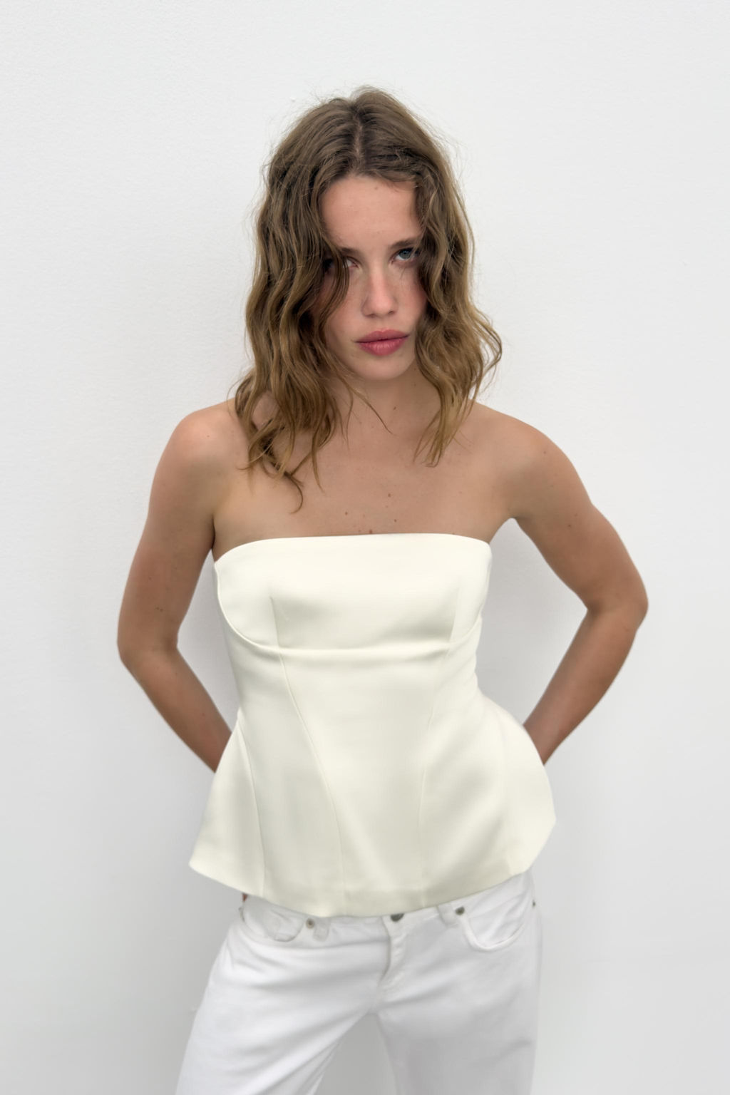 TOP PALABRA DE HONOR PEPLUM / Blanco roto