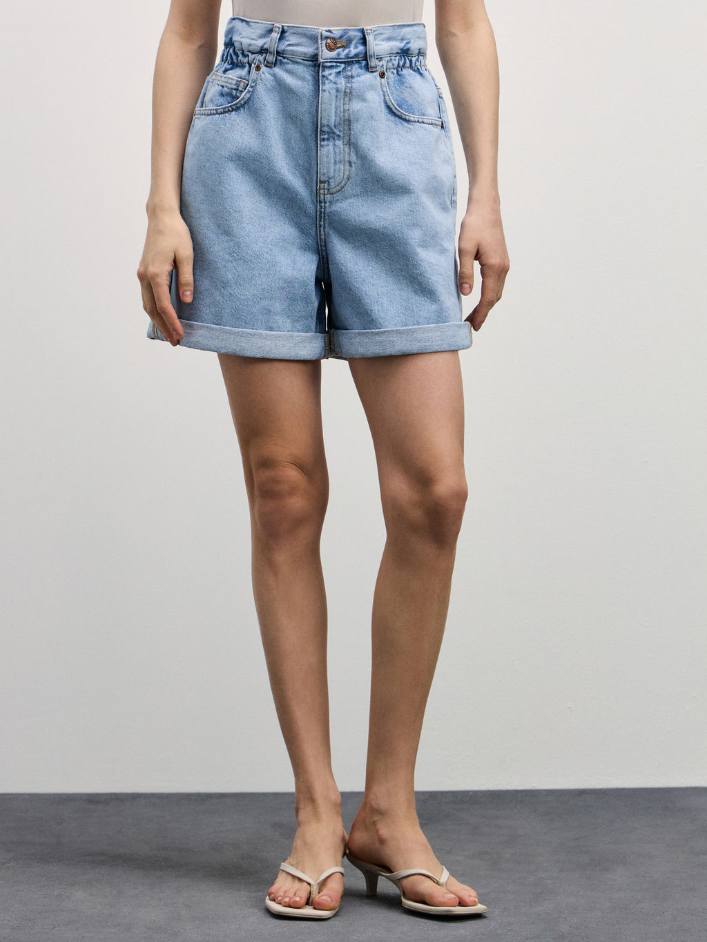 Джинсовые шорты baggy с резинкой в поясе / Zarina  фото 3