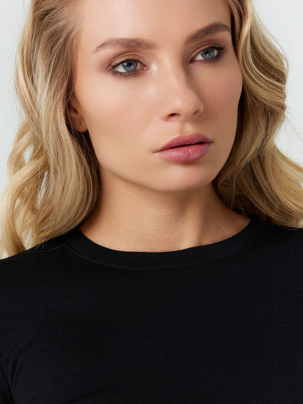 Комплект "термо" женский (фуфайка, легинсы) в черном цвете