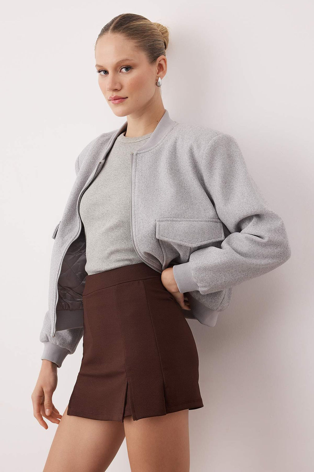 Koyu Kahverengi Y?rtmacl? A-line/Can Ac?lan Esnek Orme Mini Sort Etek TWOSS24ET00212