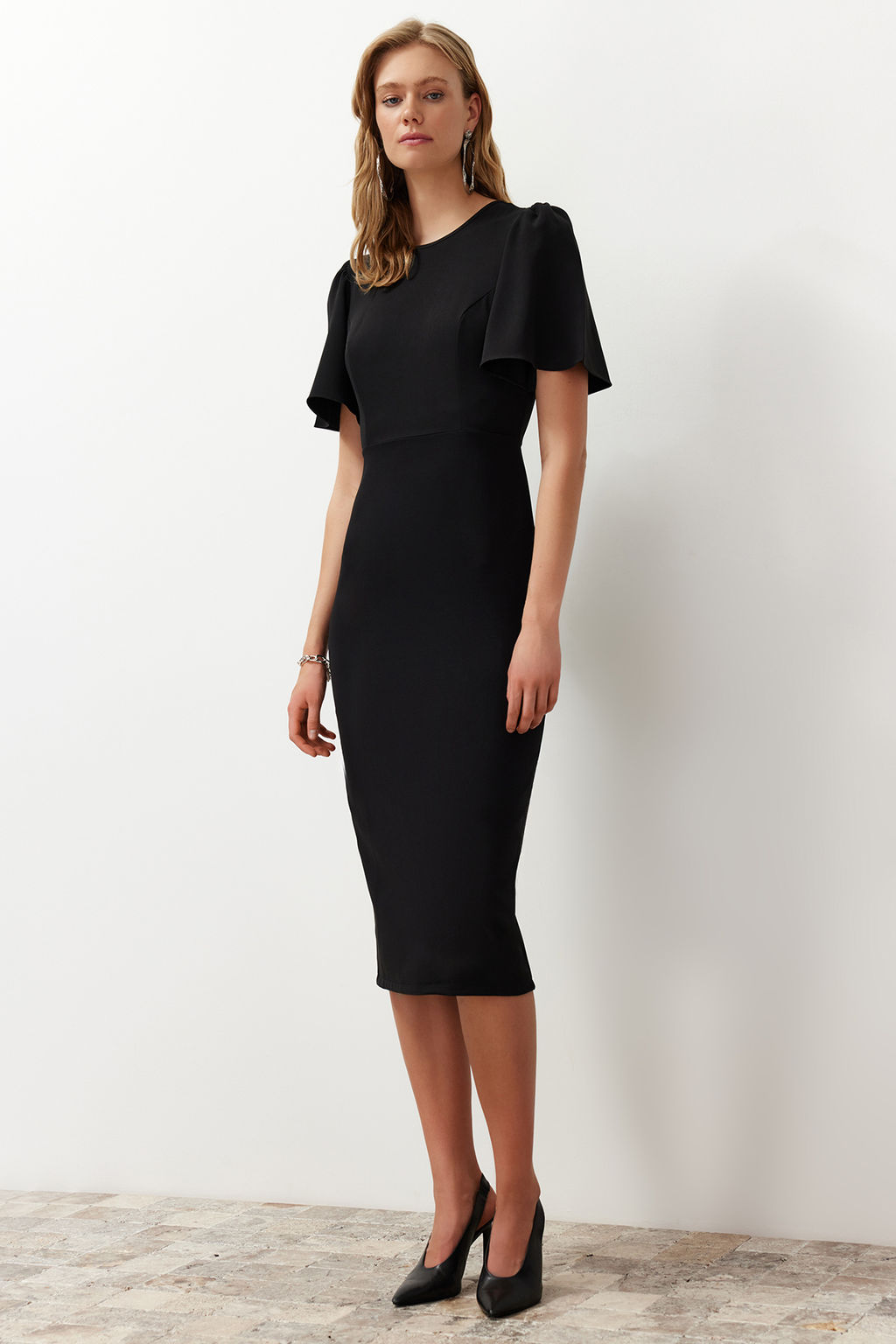 Siyah A Kesim Kolda Pili Detayl? Midi Kalem Etek Dokuma Elbise TWOSS24EL00659
