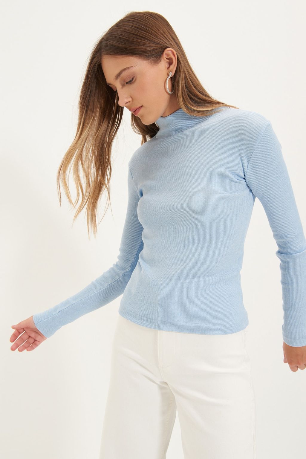 Mavi Fitted/Vucuda Oturan Dik Yaka Uzun Kol Fitilli Esnek Orme Bluz TWOAW21BZ0423