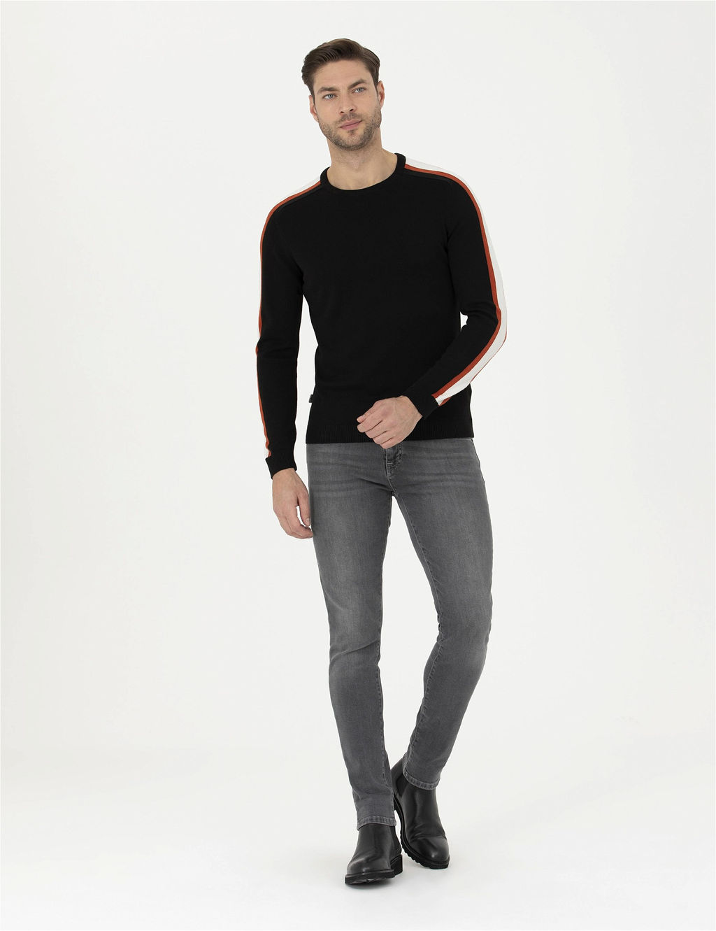 Siyah Slim Fit Bisiklet Yaka Triko Kazak
