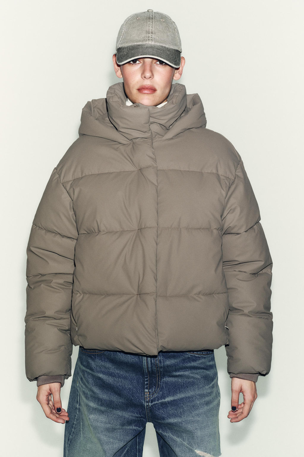 SHORT RUBBERISED WINDPROOF PUFFER JACKET - Zara фото 2