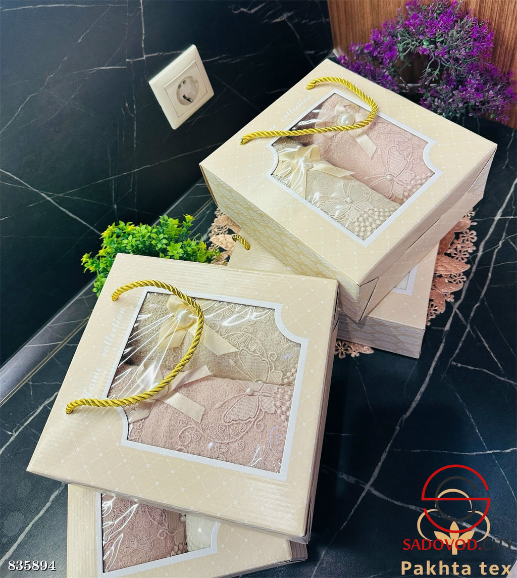 Полотенце для рук и лица в коробке