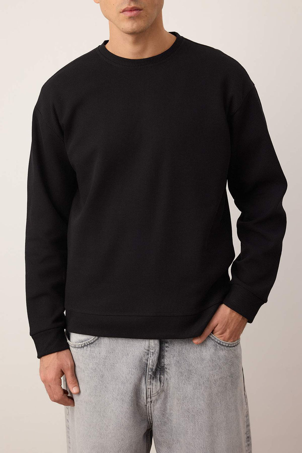 Siyah - Haki Yeni Oversize/Genis Kal?p 2li Paket Dokulu Waffle Sweatshirt TMNAW26SW00028 - Trendyolmilla фото 3