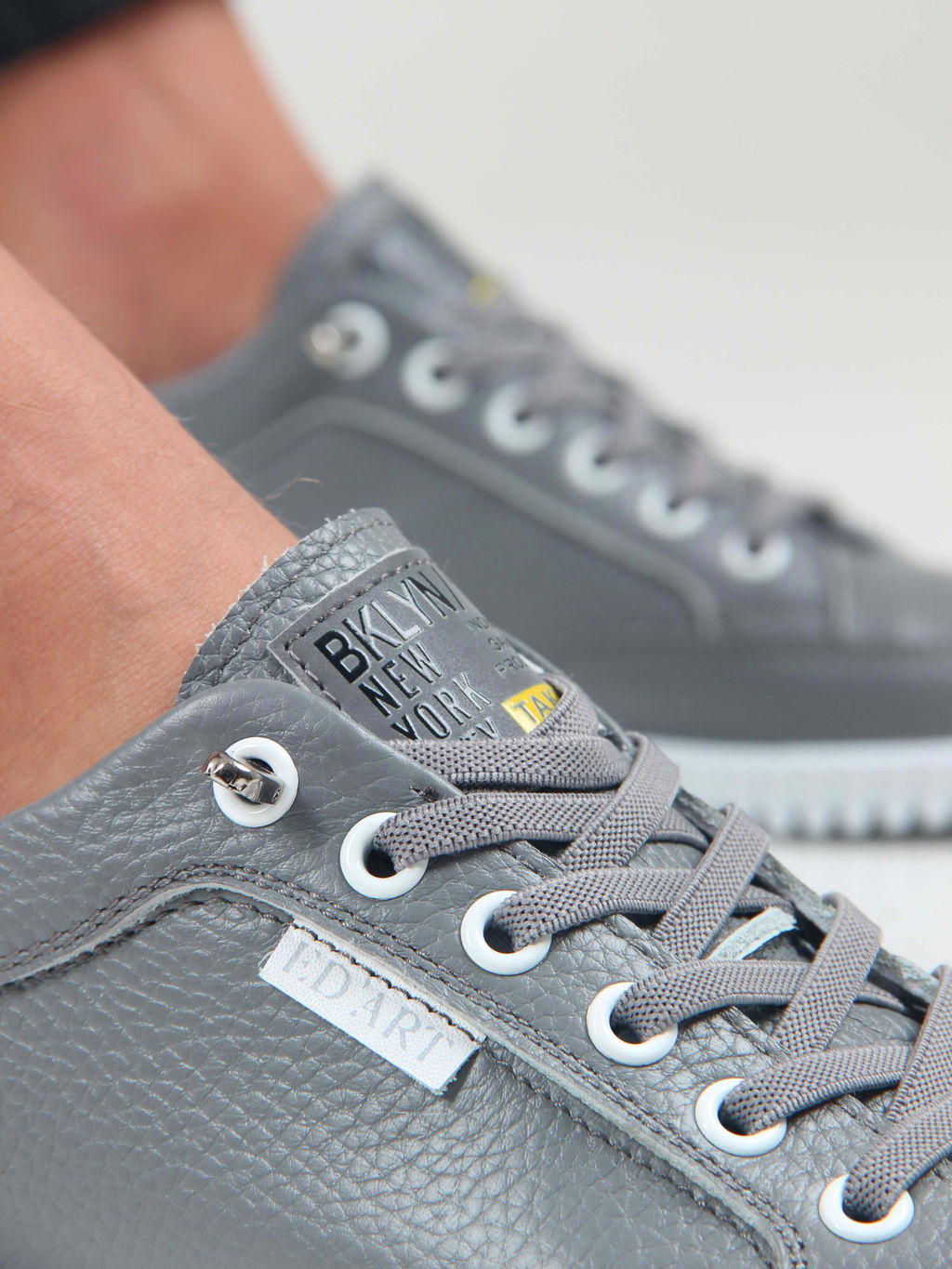 Кеды 169.8000w. серый макс