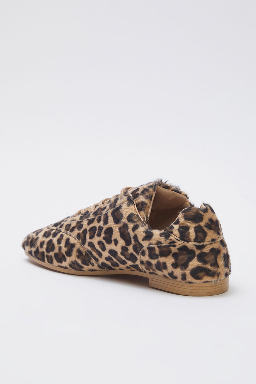 Trendyol Shoes Kahverengi Suet Bagc?kl? Kad?n Spor Ayakkab? TAKSS25SN00060 - Trendyolmilla фото 16