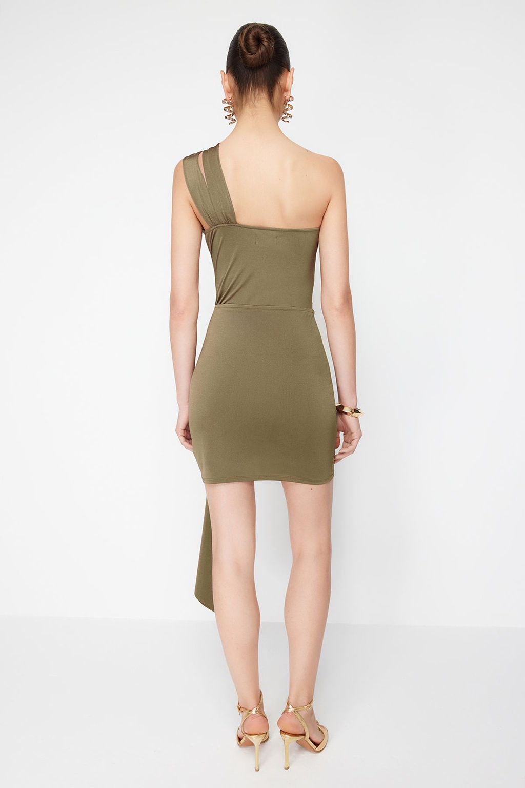 TRENDYOLMILLA X Zeynep Tosun Siyah Orme Aksesuar Detayl? Etek TCLSS24ET00000 фото 14