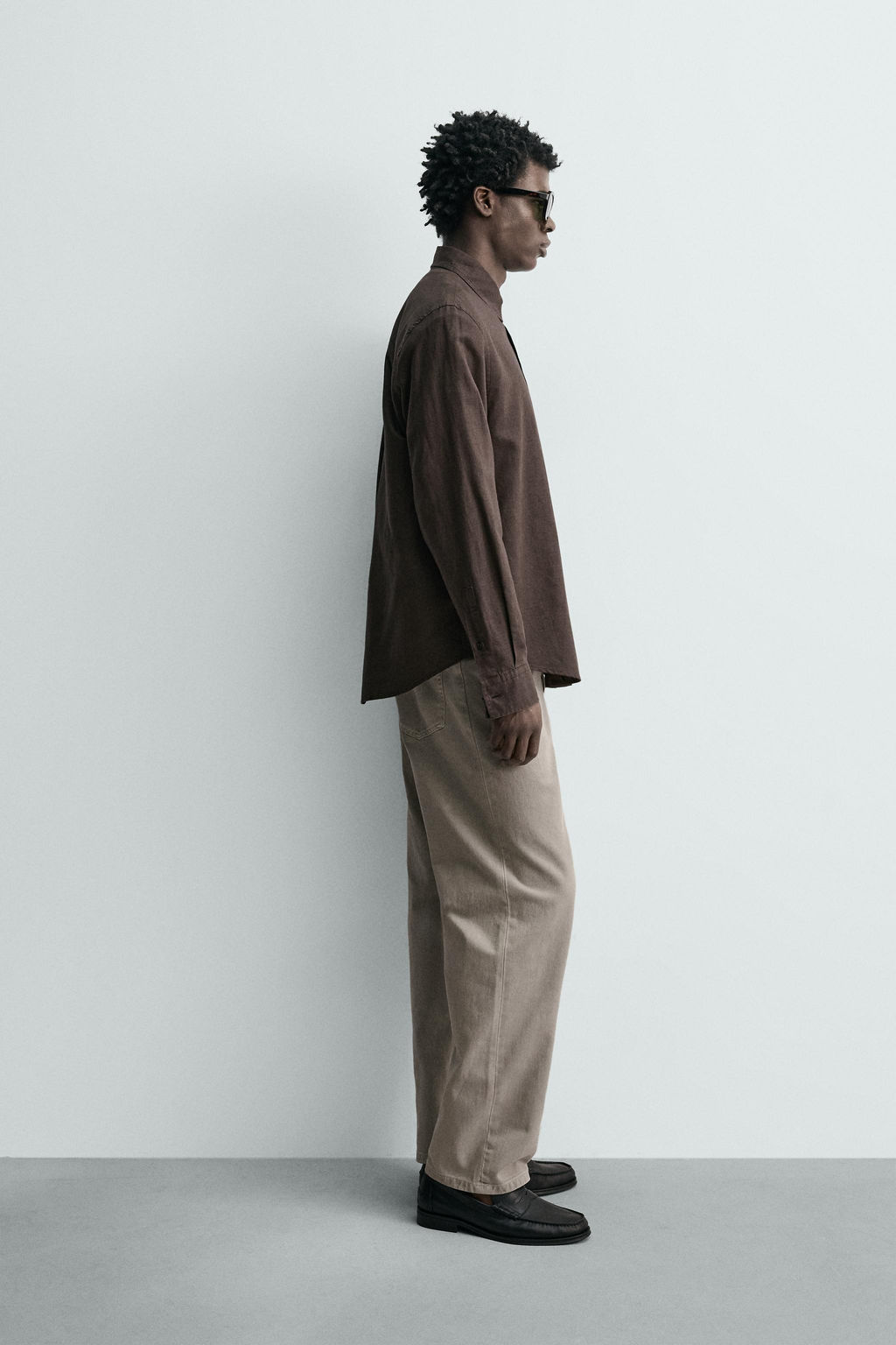 JEANS STRAIGHT FIT LAVADO / Beige claro - Zara фото 4