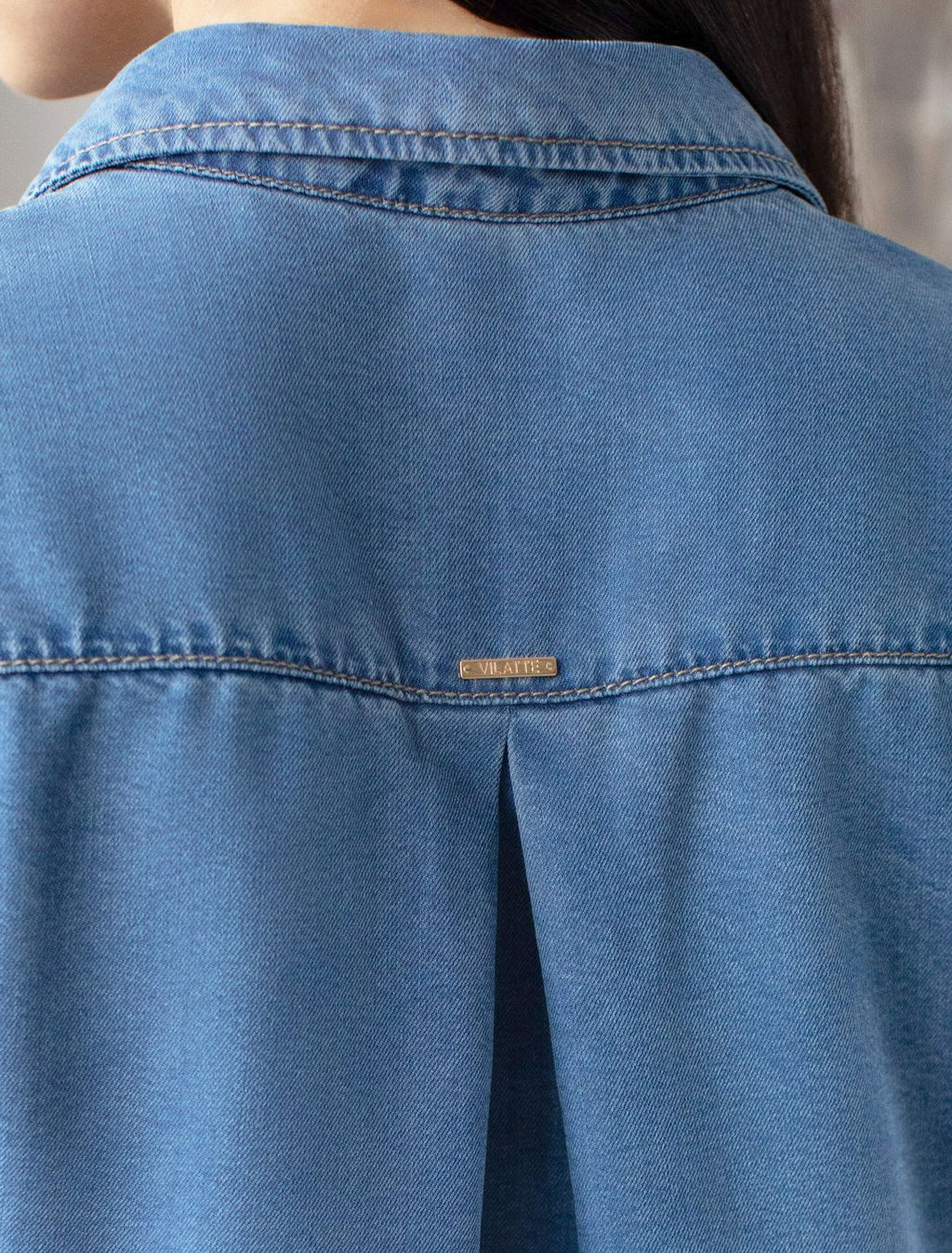 Укороченная блузка с коротким рукавом из джинсового лиоцелла - Vilatte фото 4