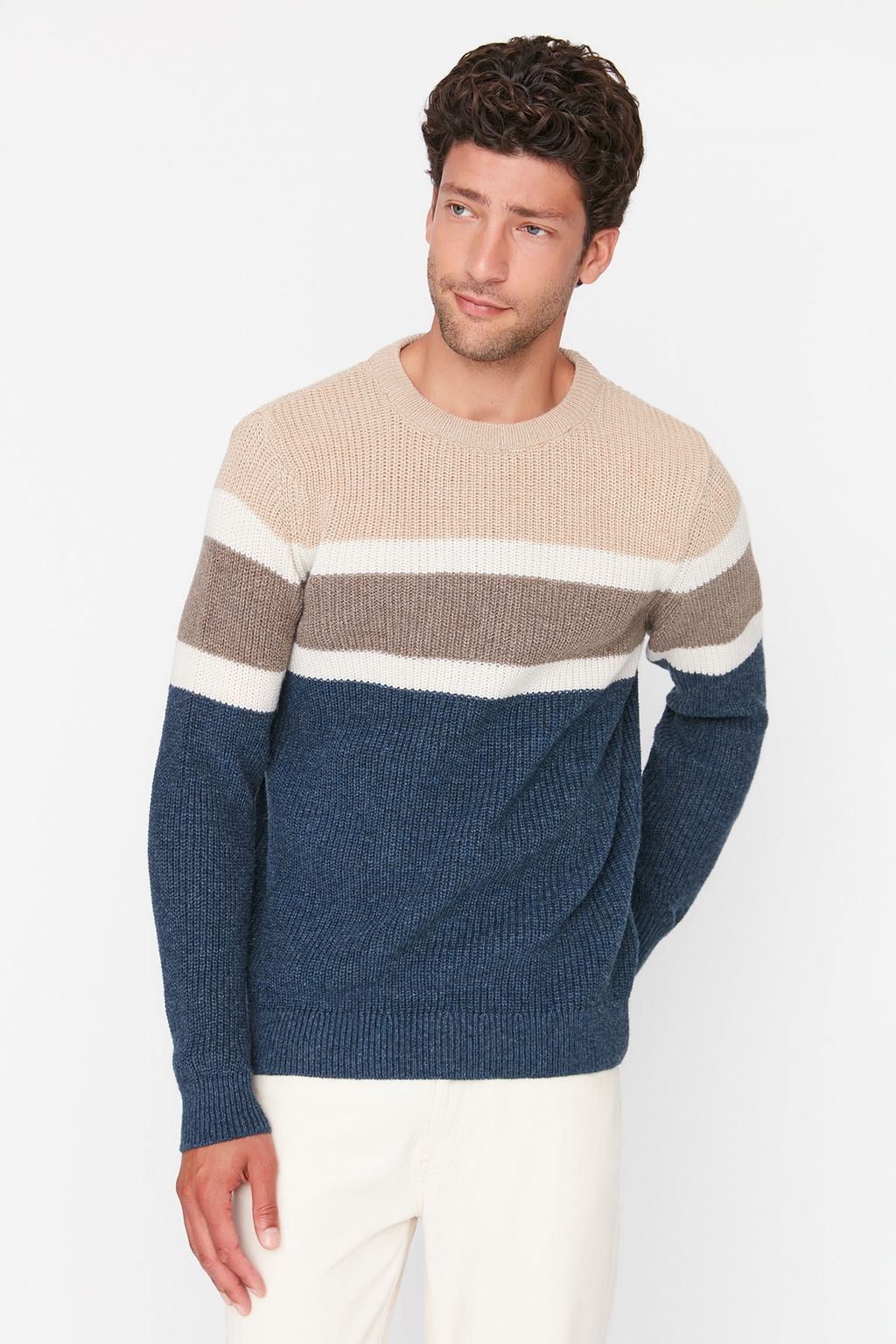 TRENDYOL MAN Gri Slim Fit Yunlu Bisiklet Yaka Panelli Renk Bloklu Triko Kazak TMNAW22KZ0343 - Trendyolmilla фото 10