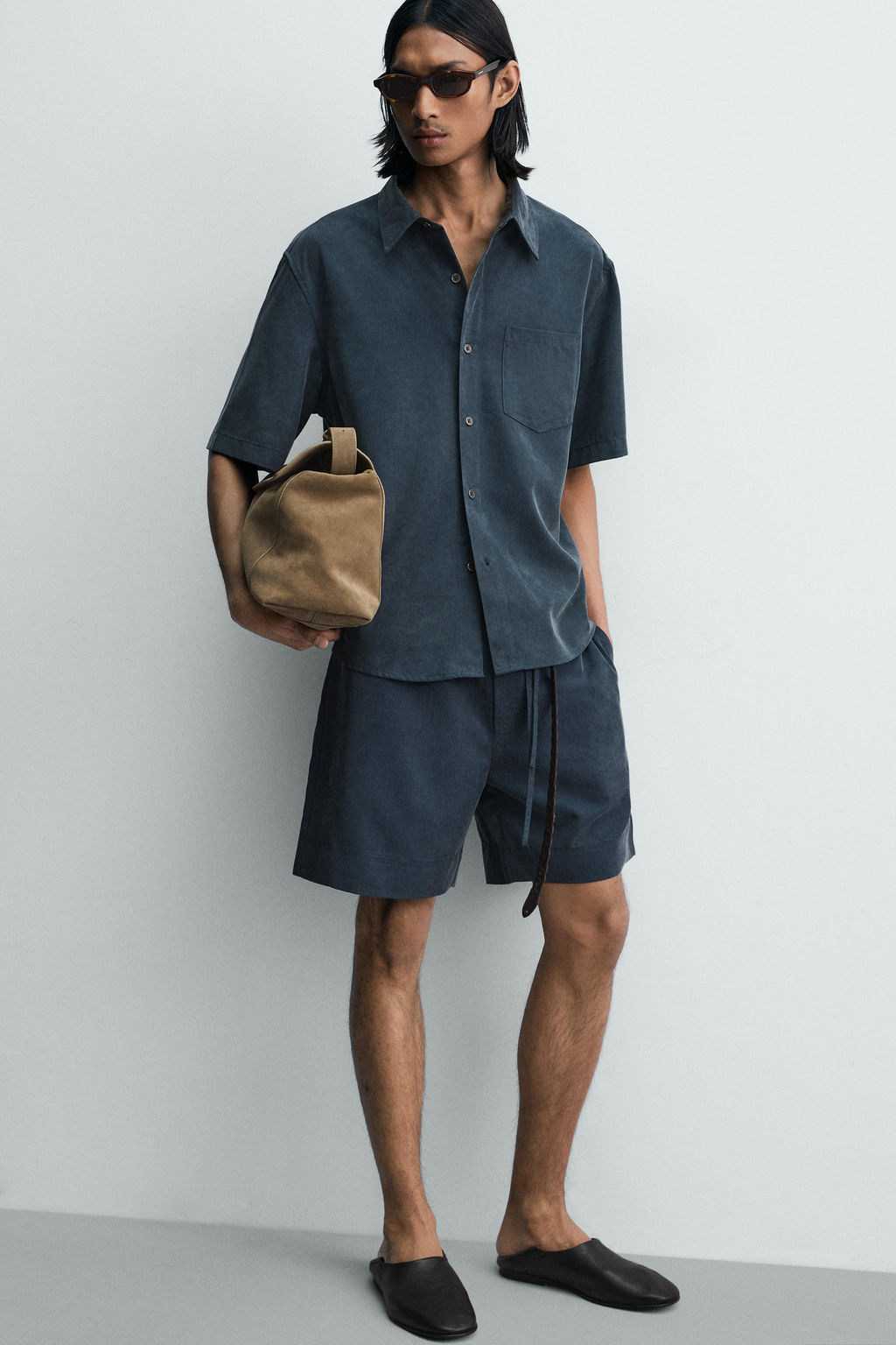 BERMUDA RELAXED FIT EFECTO LAVADO / petro lavado