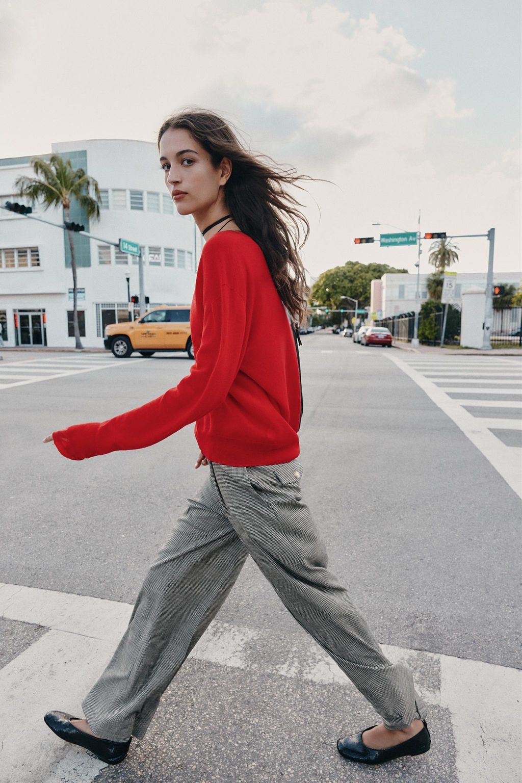 WIDE-LEG HOUNDSTOOTH TROUSERS - Zara фото 18