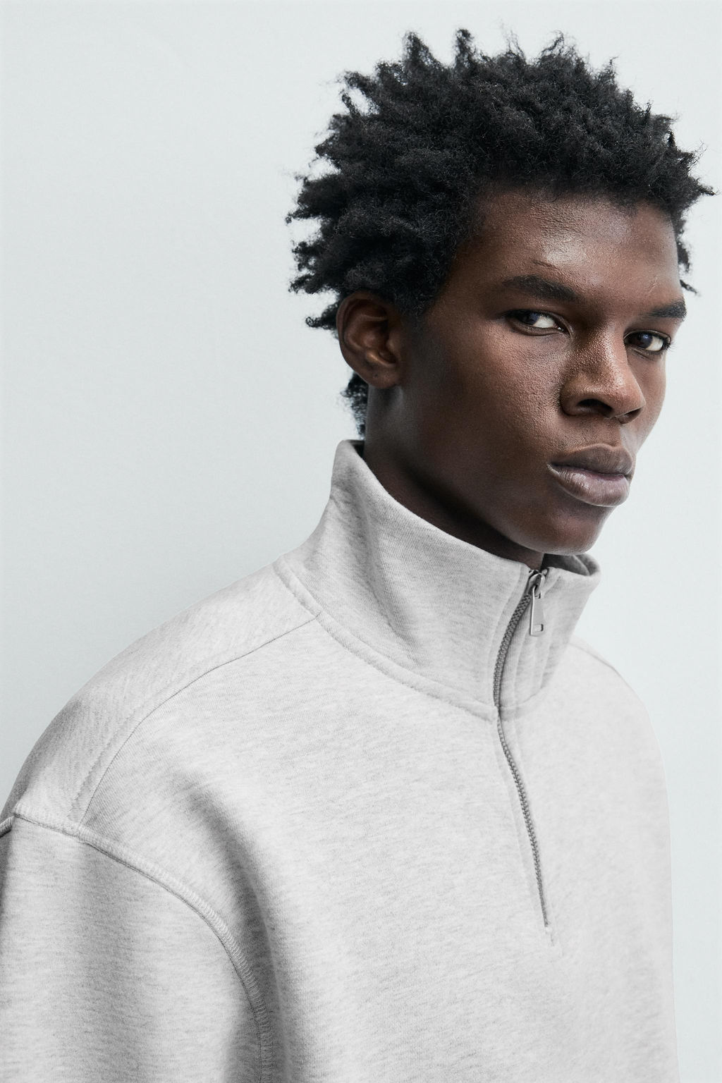 SUDADERA CUELLO CREMALLERA B?SICA / Gris vigor? - Zara фото 6