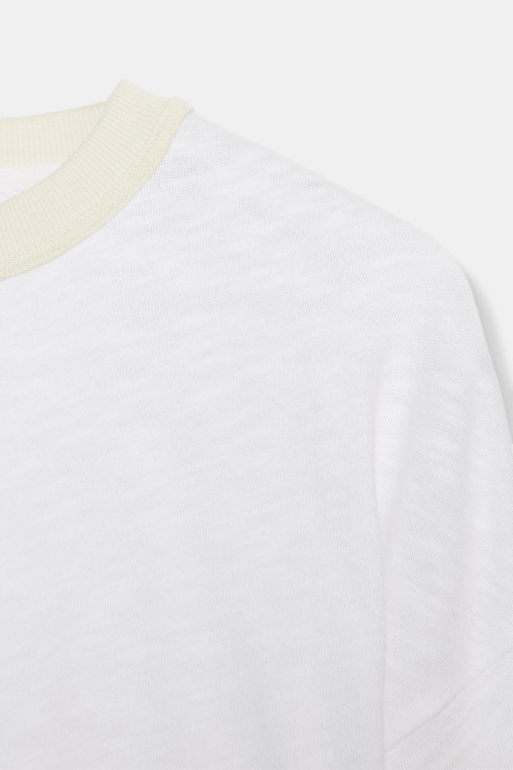 CONTRAST NECK T-SHIRT - Zara фото 8