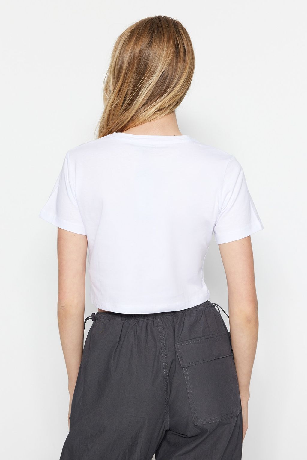 Siyah-Beyaz 2li Paket %100 Pamuk Crop Bisiklet Yaka Orme T-Shirt TWOSS20TS1480