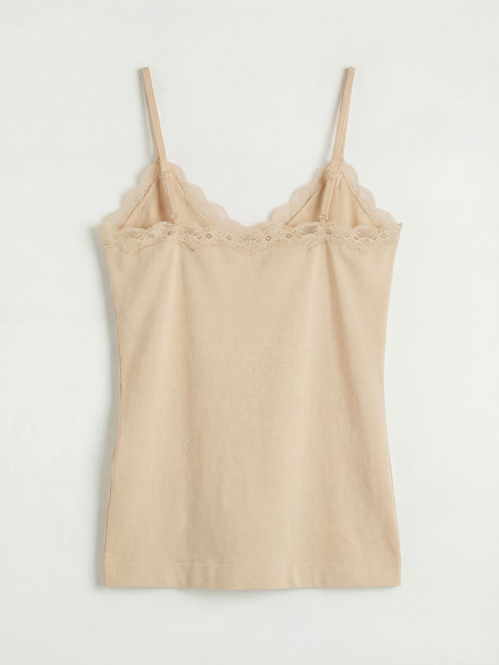 V Yaka Dantelli ?p Ask?l? Kad?n Atlet