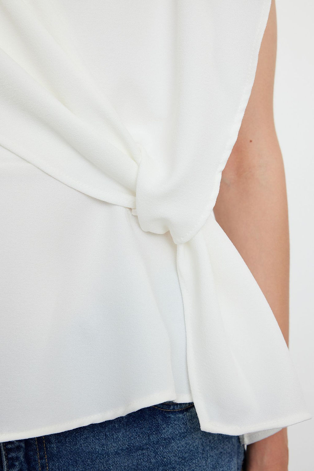 Ekru Dugum Detayl? Dokuma Bluz TWOAW25BZ00046