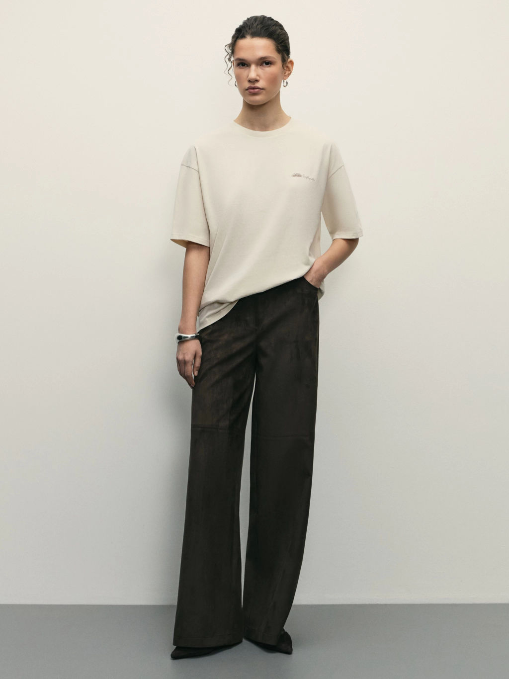 Базовая футболка с принтом / Zarina фото 2