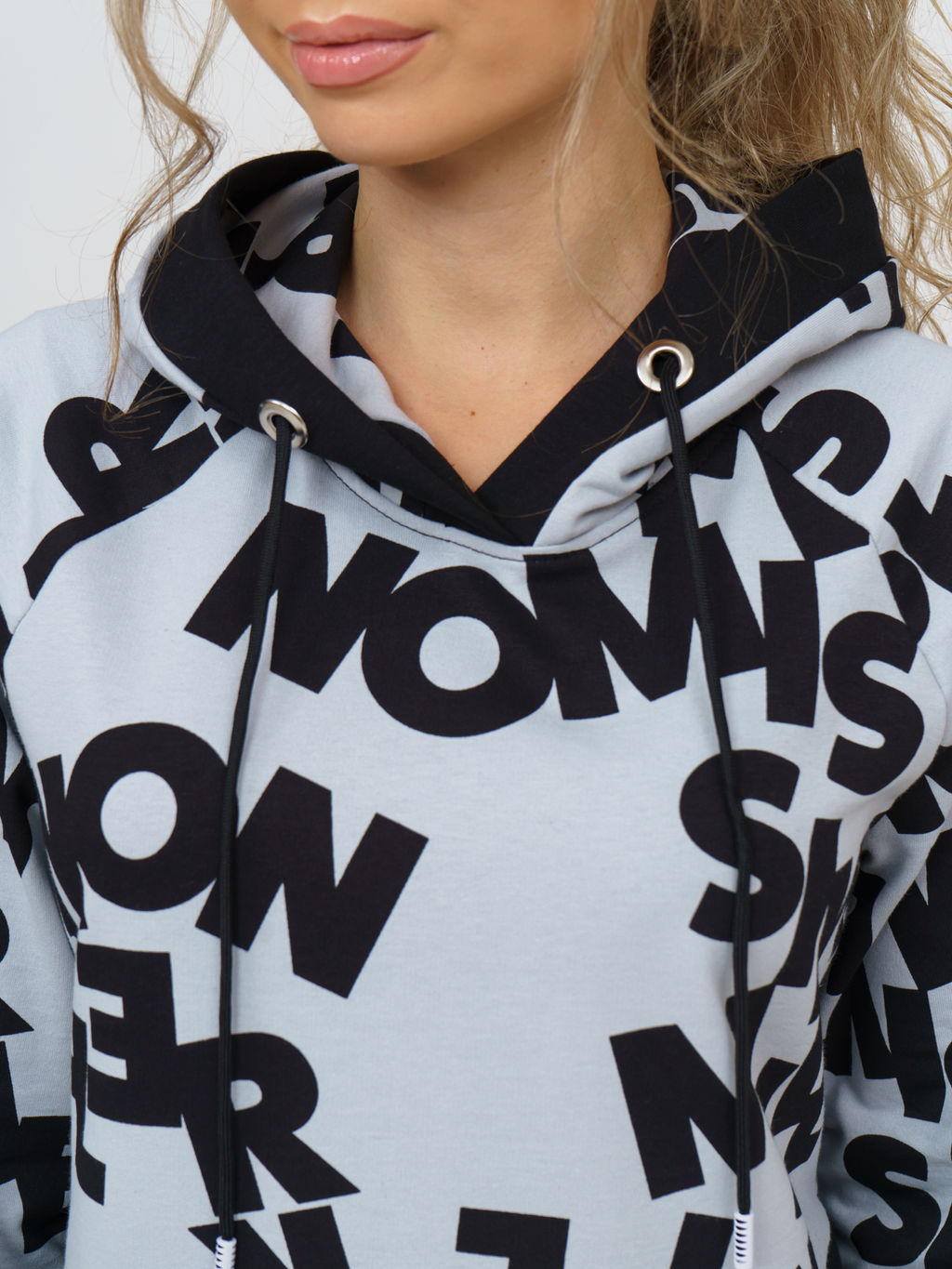 878 Костюм "Буквы на сером"