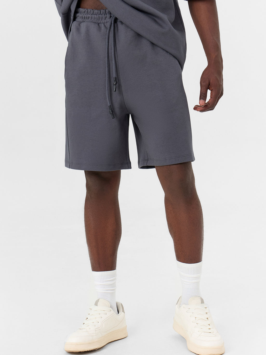 Комплект мужской серый: футболка и шорты - Mark formelle фото 4