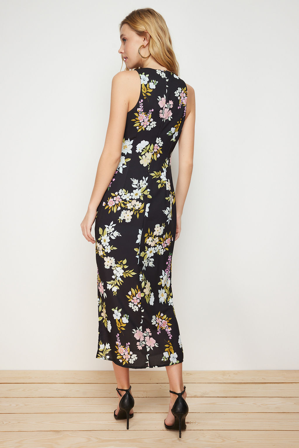 Siyah Cicekli A Kesim Kolsuz Midi Dokuma Elbise TWOSS24EL00440 - Trendyolmilla фото 6