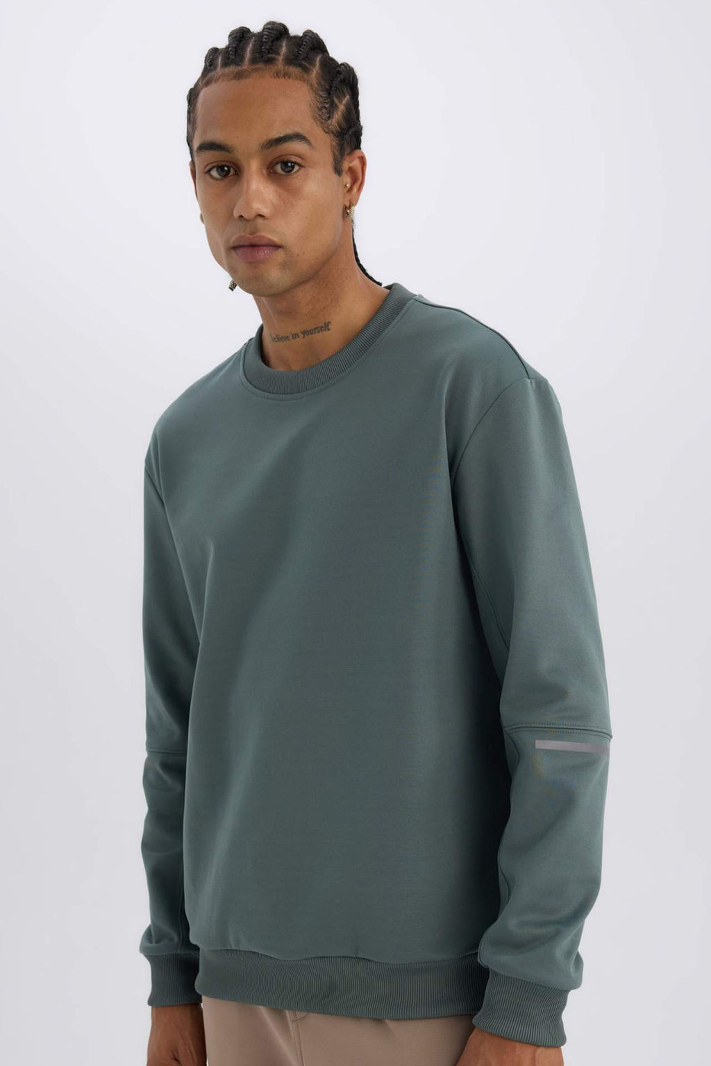 DeFactoFit Standart Fit Bisiklet Yaka Basic Duz Sporcu Sweatshirt  фото 2