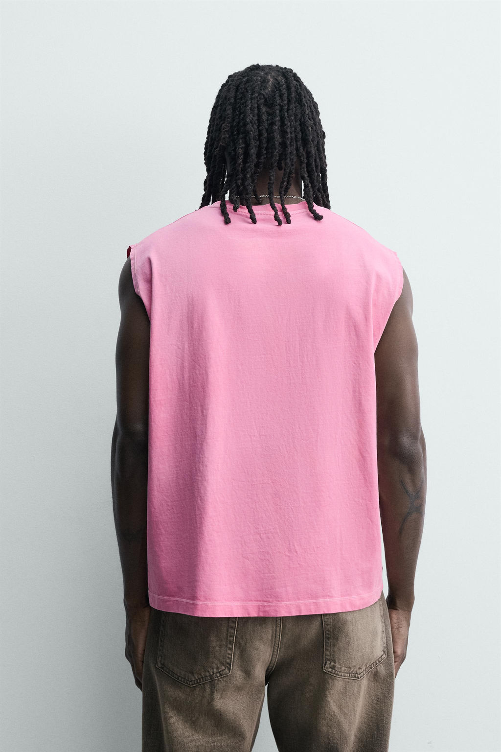 CAMISETA TANK LAVADA / Rosa fl?or