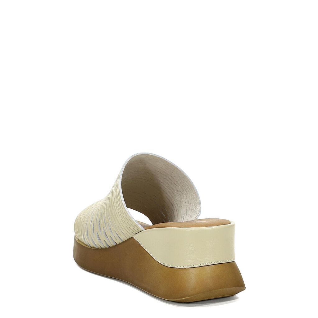 Туфли летние женские