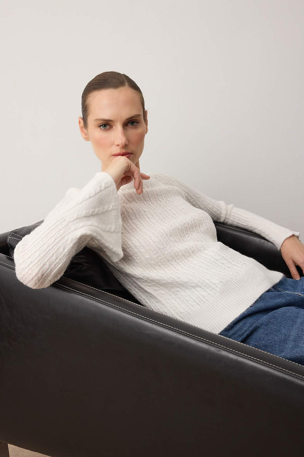 Ekru Yumusak Dokulu Ispanyol Kollu Triko Kazak TWOAW26KZ00264