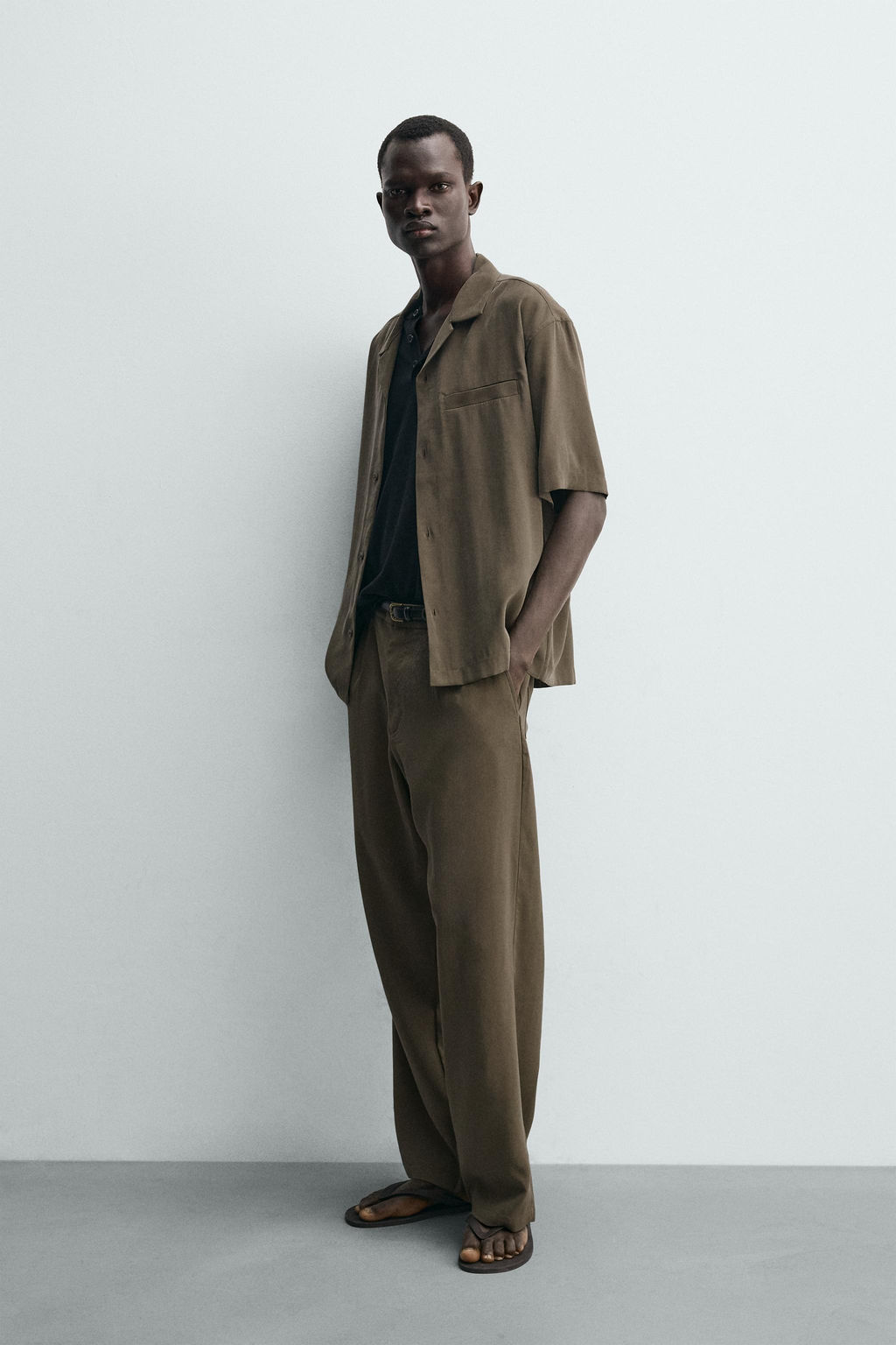CAMISA FLUIDA RELAXED FIT / Marr?n / Topo - Zara фото 4