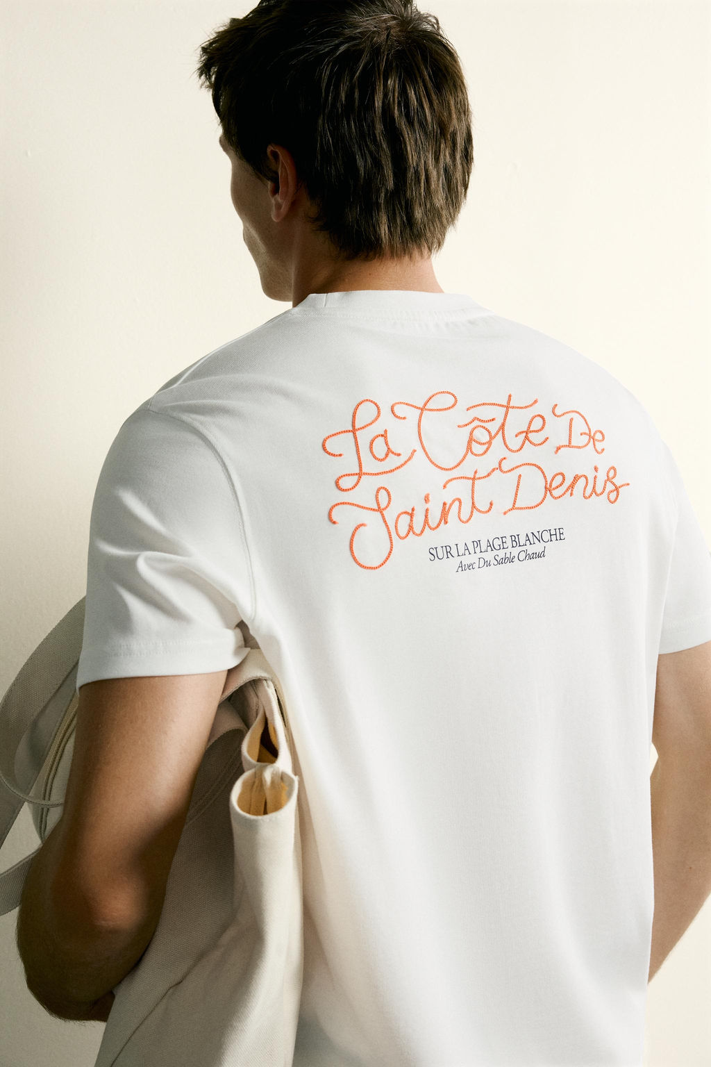 CAMISETA REGULAR FIT BORDADO COMBINADO / Blanco roto - Zara фото 6