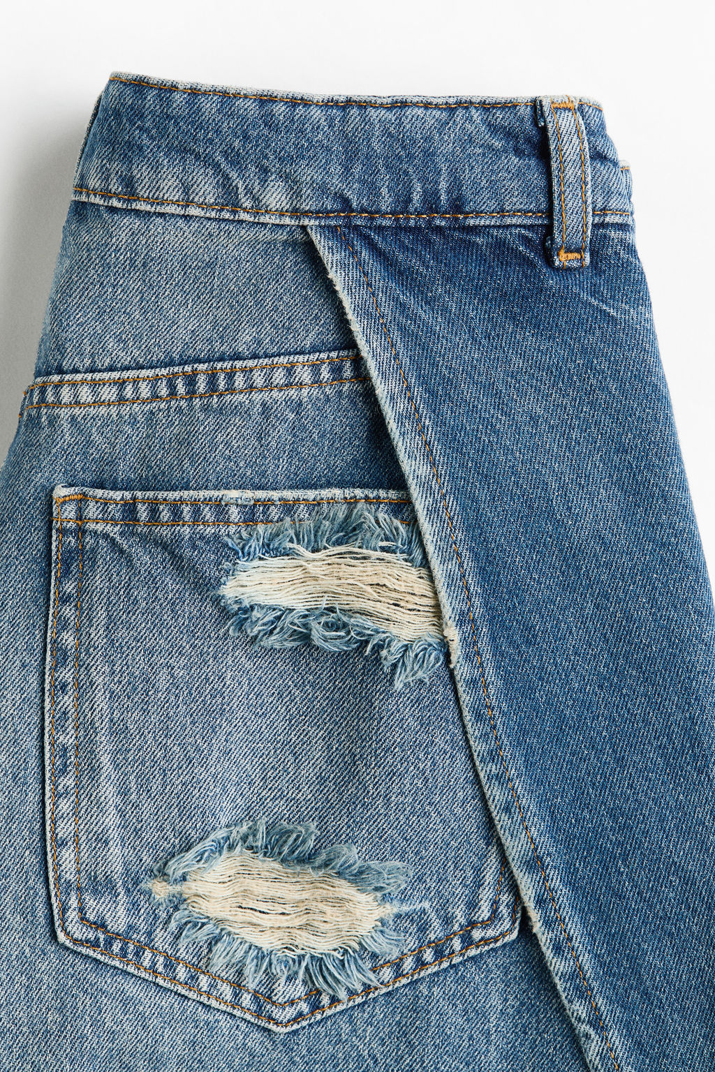 Bermudas denim con detalle cruzado - H&m фото 3