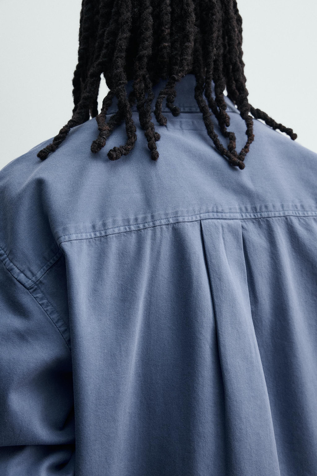 CAMISA LAVADA RELAXED FIT / Azul vigor? - Zara фото 6