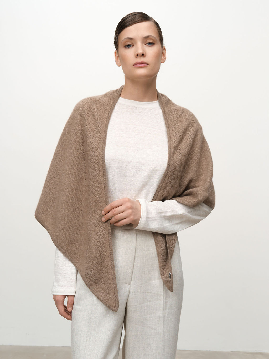 Косынка из кашемира 09085 капучино