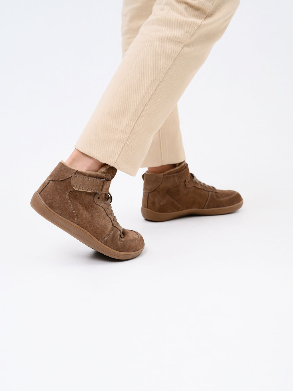 Кеды босоногие женские демисезонные 211.NATAbr.Серо-коричневая замша/Байка