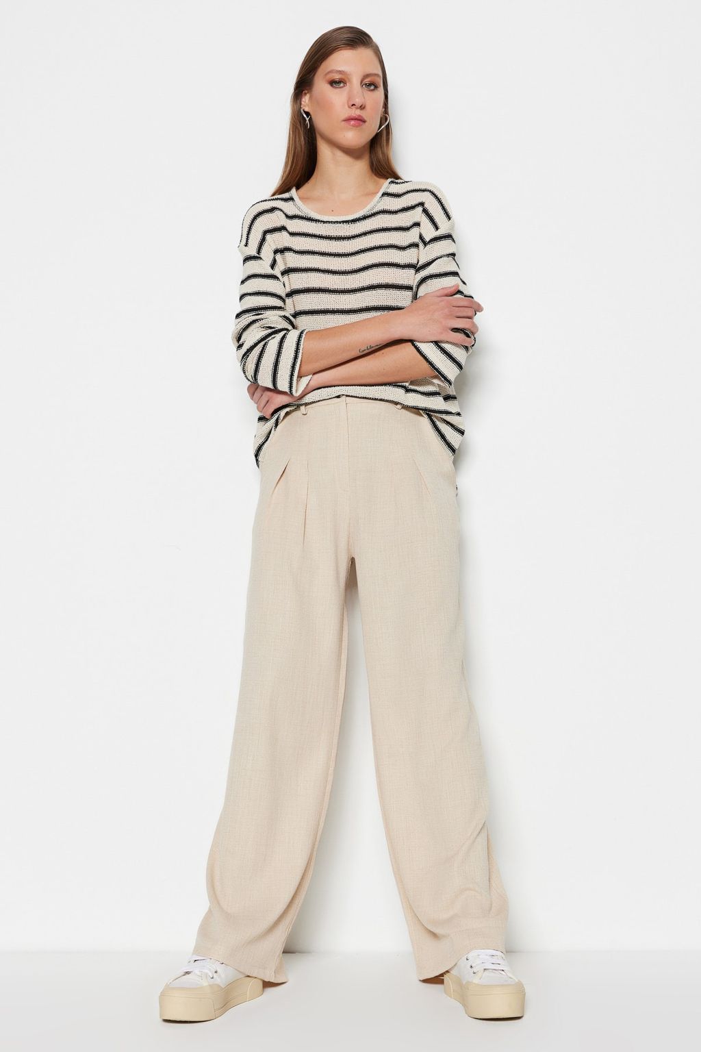 TRENDYOLMILLA Ekru Keten Gorunumlu Wide Leg/Genis Paca Dokuma Pantolon TWOSS23PL00269  фото 3