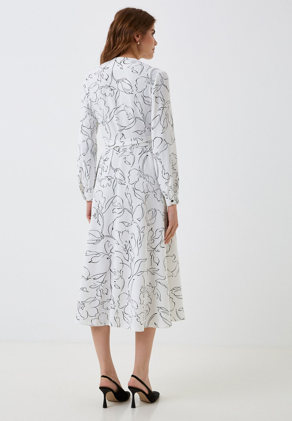 Платье на запах белый